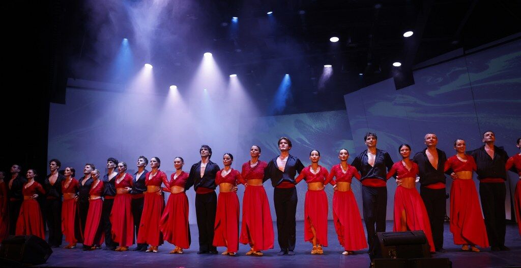 Kosova Ulusal Balesi Bodrumda Sanatseverlerle Bulustu (6) 1024X526