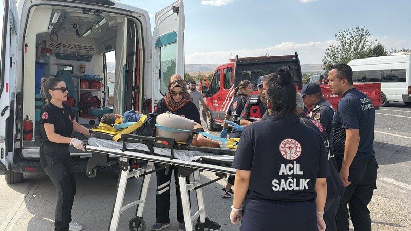 Minibüs Kaza (2) 800X450