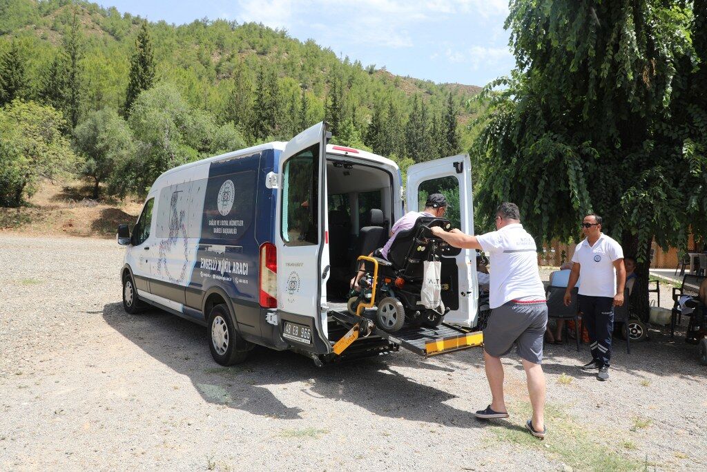Muğla Sahillerinde Engelsiz Yaz (2) 1024X683