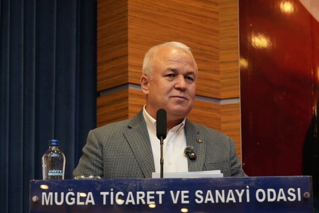 Mutso’da ‘Deği̇şi̇mi̇ Yönetmek’ Semi̇neri̇ Gerçekleşti̇ri̇ldi̇ (4) 1024X683