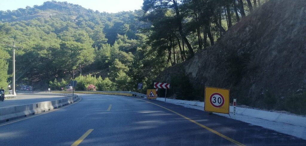 Ölüdniz Yolu Oluklu Yol Kenarı Çalışma (2) 1024X490