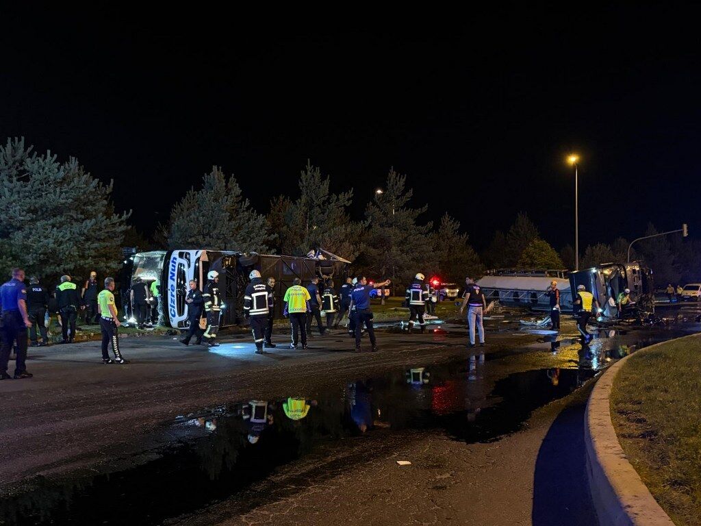Otobüs Kaza Kayseri (4) 1024X768