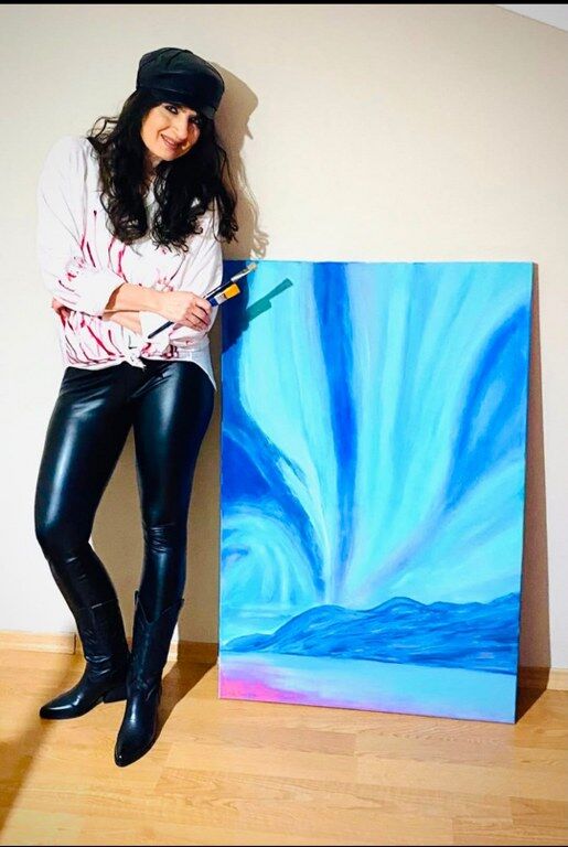 Ressam Şennur Üzgen 515X768