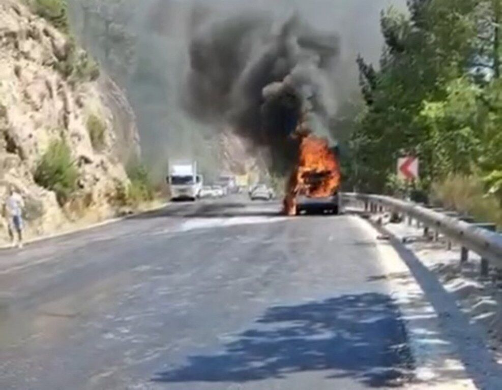 Seydikemer Aras Yangunu (1) 987X768