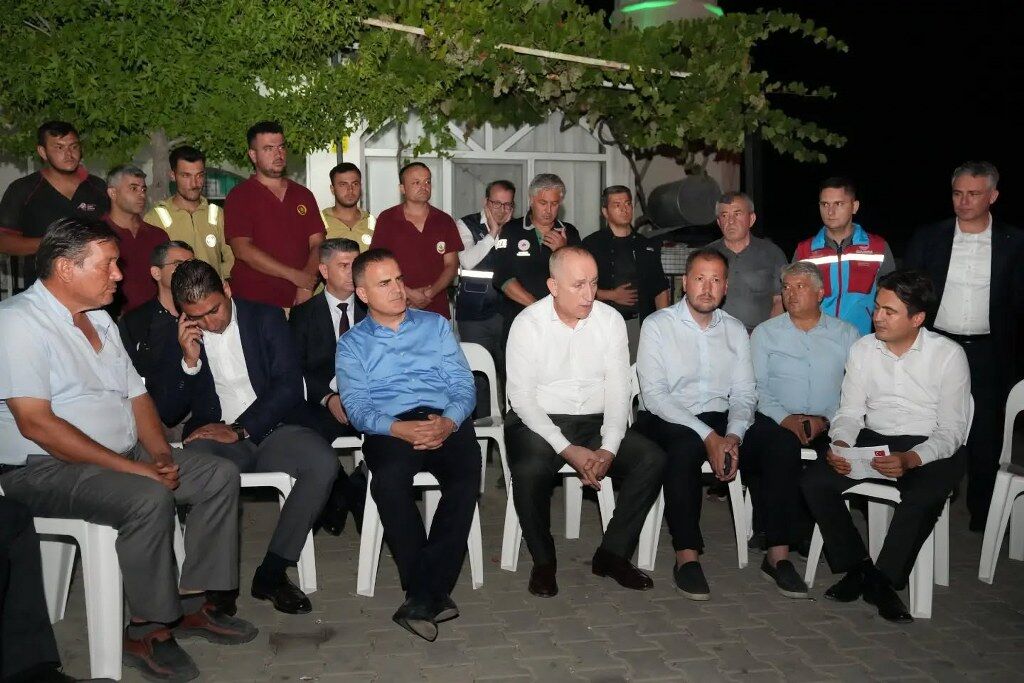 Seydikemer Bakan Yardımcısı Ve Vali (3) 1024X683