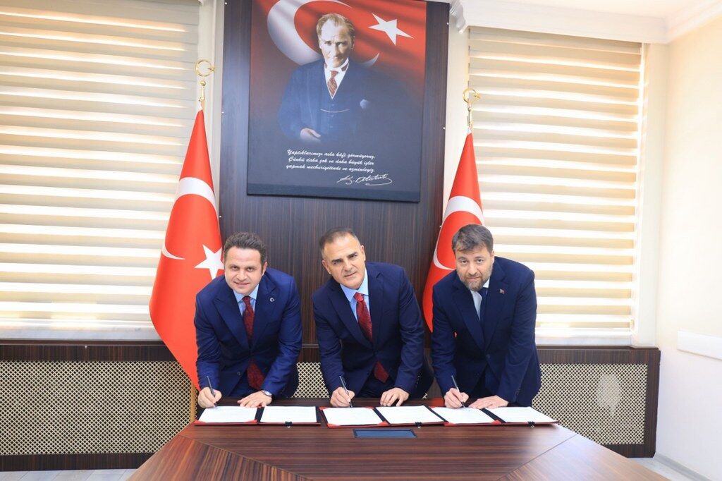Fethiye Anadolu Lisesi Hayırsever (1) 1024X682