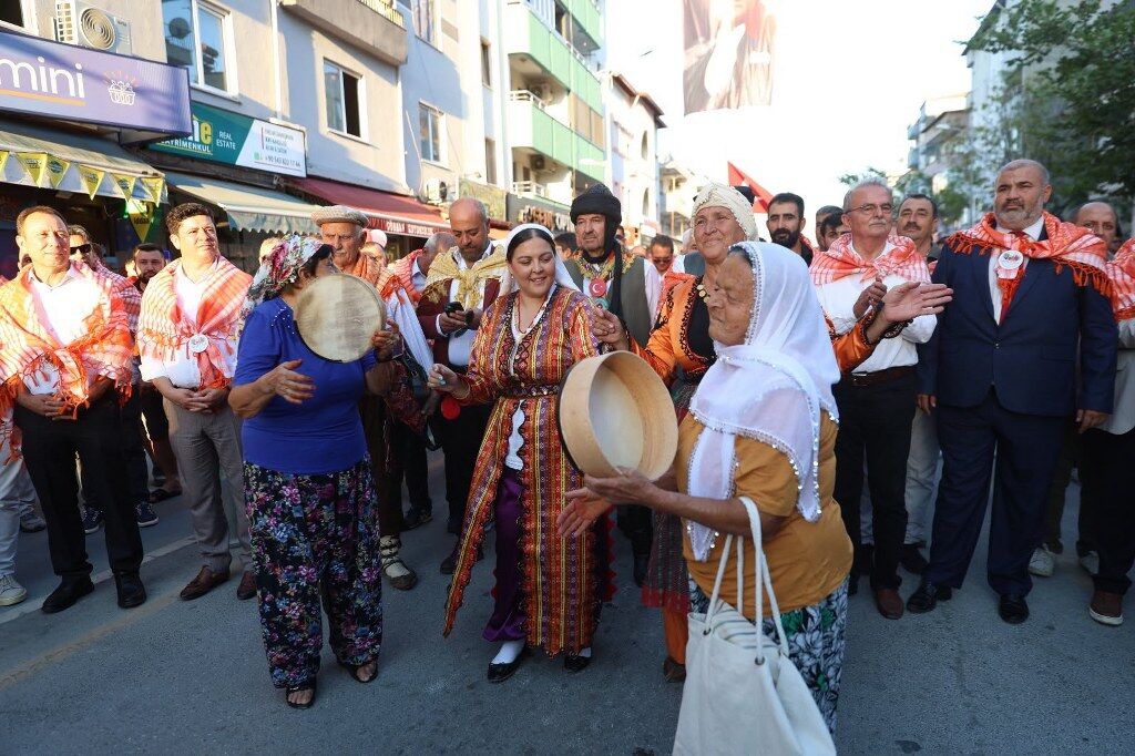 İni̇cr Ve Nar Festi̇vali̇ Başladi (28) 1024X682