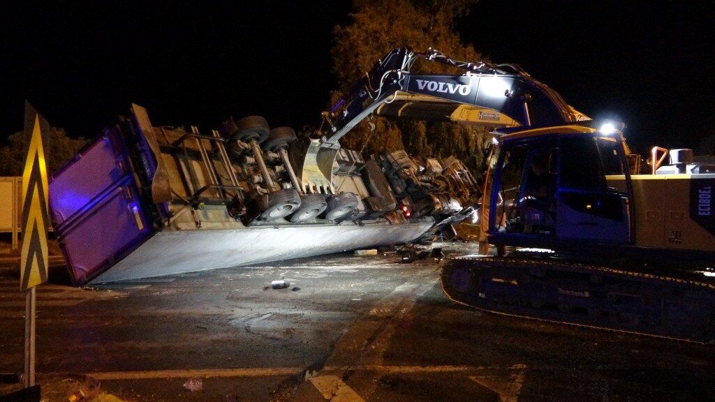 Kaza Antalya Tır (3) 1024X576
