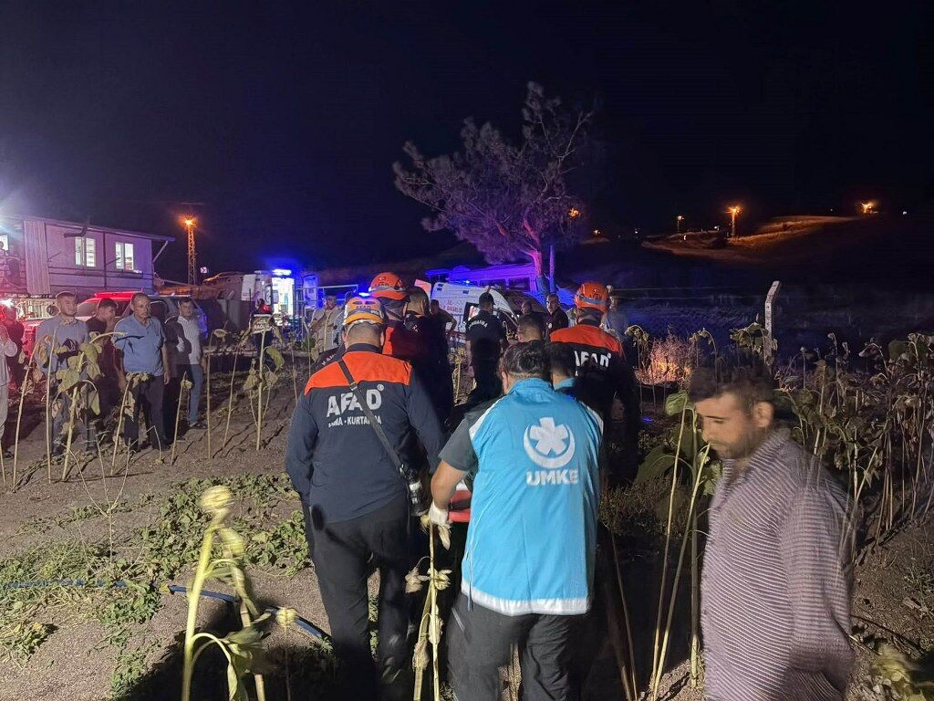 Kutyuya Düşen 2 Kişi (3) 1024X768