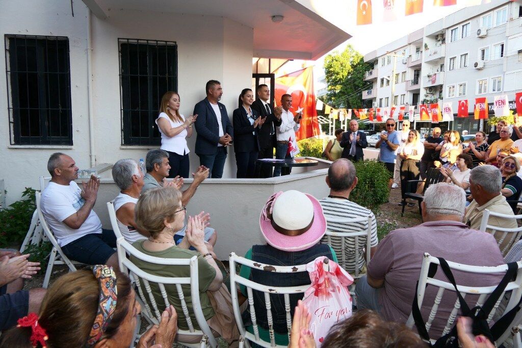 Yeni̇ Parti̇ Marmari̇s İlçe Başkan Adayi Özge Zai̇moğlu”Her Şey Çok Yeni̇ Olacak!. (3) 1024X682