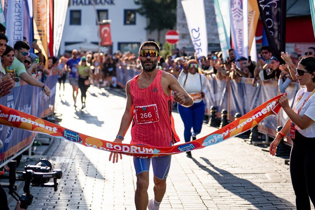 9 Uluslararasi Bodrum Yari Maratonu Tamamlandi (18) 1024X682