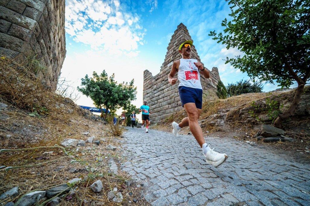 9 Uluslararasi Bodrum Yari Maratonu Tamamlandi (20) 1024X682