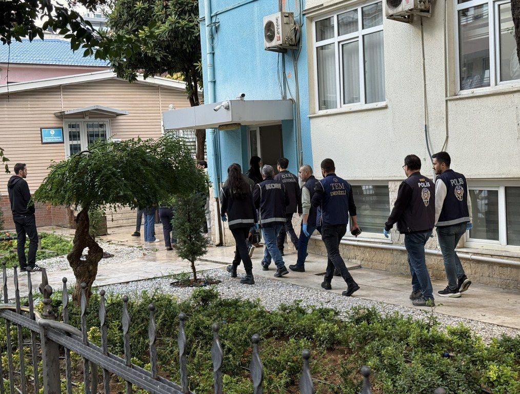 Denizlide Merkezefendi Belediyesine Yonelik Sorusturmada 5 Supheli Tutuklandi (2) 1014X768