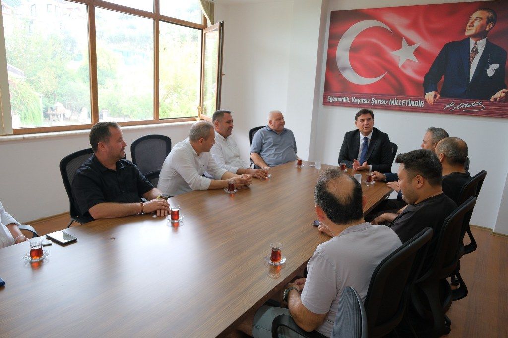 Esnaf Odası Alim Karaca Ziyaret (3) 1024X682