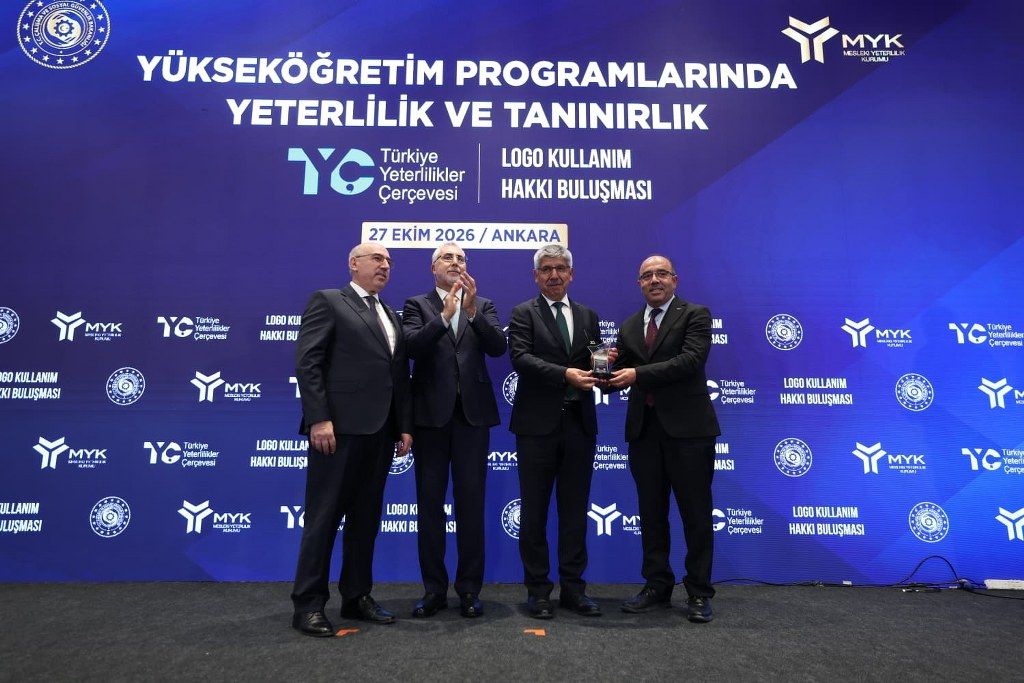 Mskü’nün Tyç Başarısı Ödülle Taçlandı (3) 1024X683