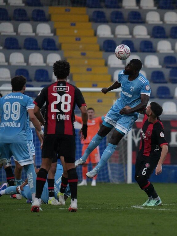 Muğlaspor Karagümrük (2) 576X768