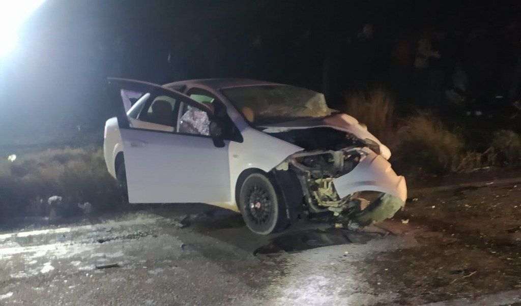 İKİ OTOMOBİL ÇARPIŞTI: 1 ÖLÜ, 3 YARALI