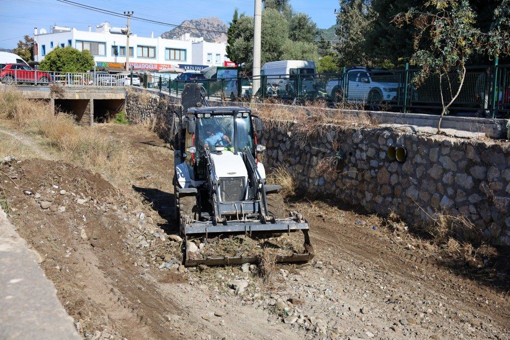 Uludere’de Temizlik Ve Çevre Farkındalığı Çalışması (12) 1024X683