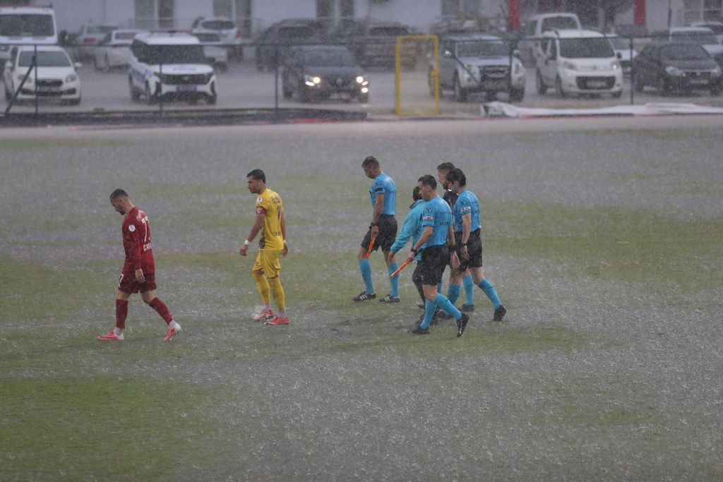 Ziraat Turkiye Kupasindaki Fethiyesporeyupspor Maci Saganak Nedeniyle Ertelendi (5) 1024X683